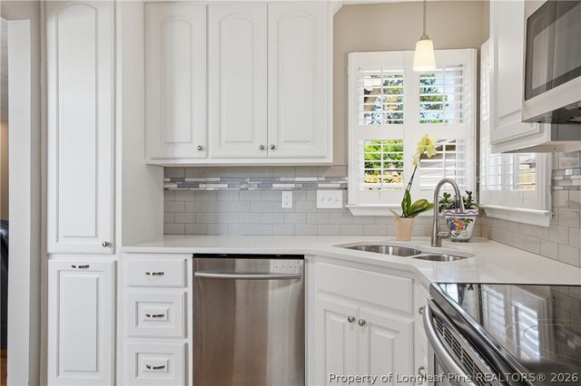 1833 Stetson Lane, Fayetteville, NC 28304