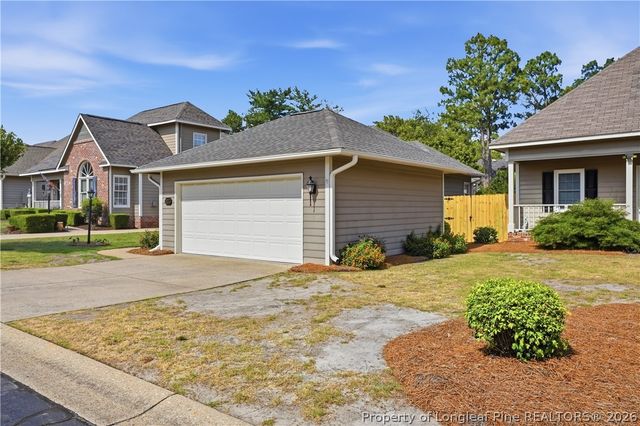 1833 Stetson Lane, Fayetteville, NC 28304