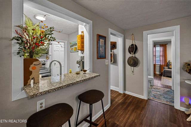 132 Lonas Drive, Maryville, TN 37803