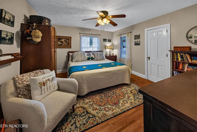 132 Lonas Drive, Maryville, TN 37803