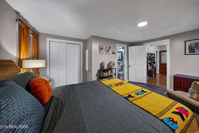 132 Lonas Drive, Maryville, TN 37803