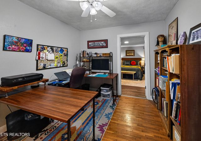 132 Lonas Drive, Maryville, TN 37803