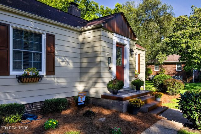 132 Lonas Drive, Maryville, TN 37803