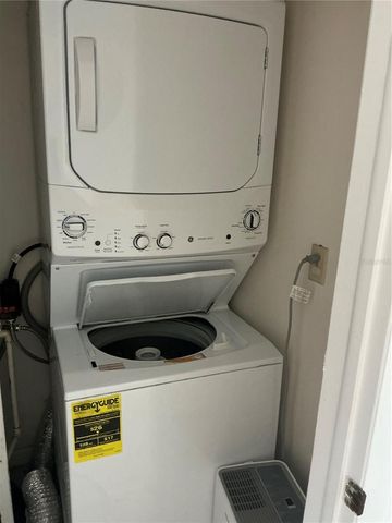 2525 WEST BAY DRIVE E14, Belleair Bluffs, FL 33770