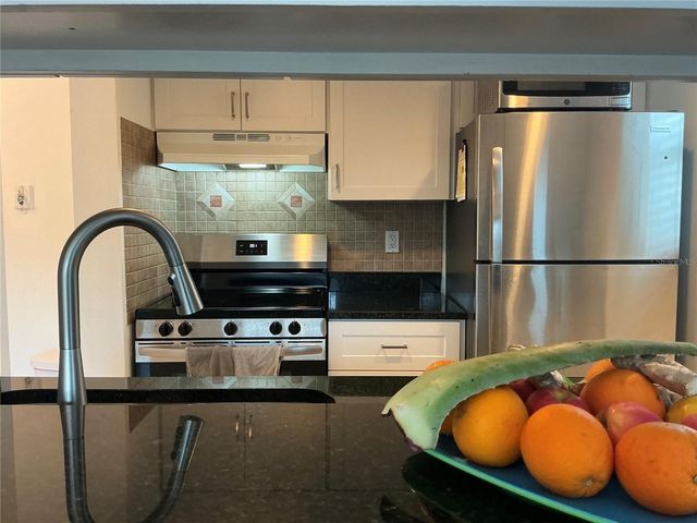 2525 WEST BAY DRIVE E14, Belleair Bluffs, FL 33770