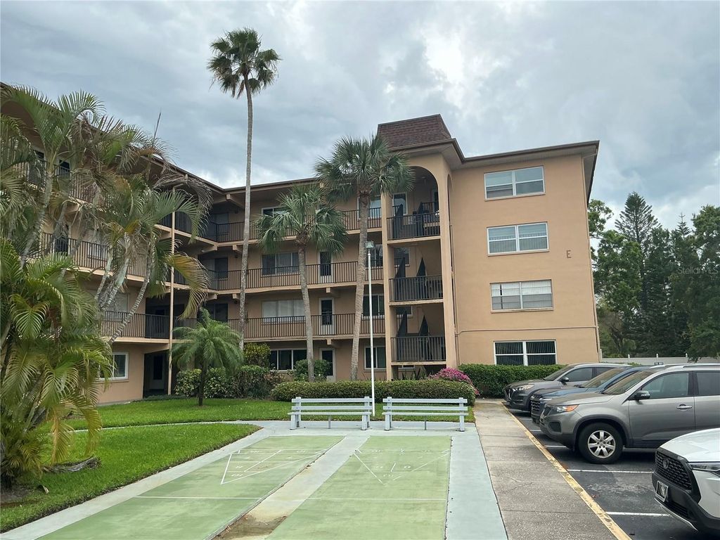 2525 WEST BAY DRIVE E14, Belleair Bluffs, FL 33770