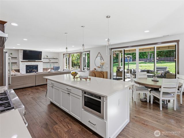 21431 114th Avenue SE, Snohomish, WA 98296