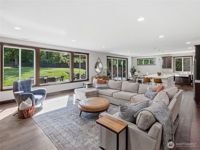 21431 114th Avenue SE, Snohomish, WA 98296