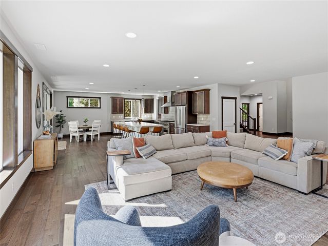 21431 114th Avenue SE, Snohomish, WA 98296