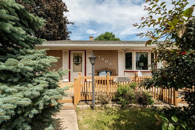1803 22nd AVENUE, Kenosha, WI 53140