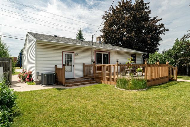 1803 22nd AVENUE, Kenosha, WI 53140