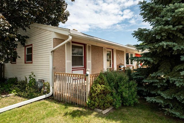 1803 22nd AVENUE, Kenosha, WI 53140