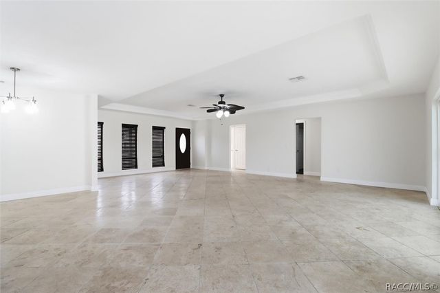 1025 SE 5th Avenue, Crystal River, FL 34429