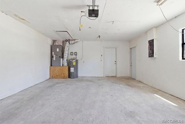 1025 SE 5th Avenue, Crystal River, FL 34429