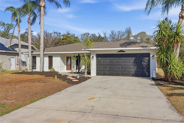 1025 SE 5th Avenue, Crystal River, FL 34429