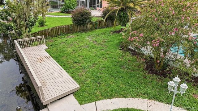 1025 SE 5th Avenue, Crystal River, FL 34429