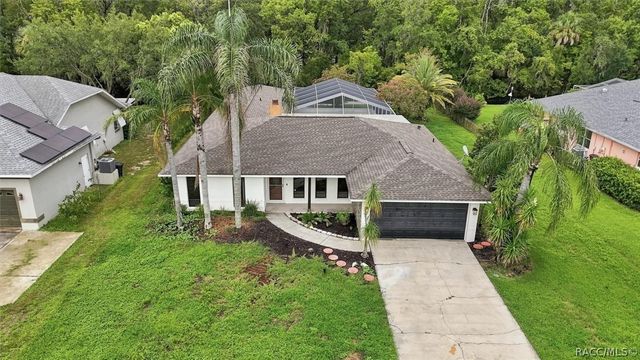 1025 SE 5th Avenue, Crystal River, FL 34429