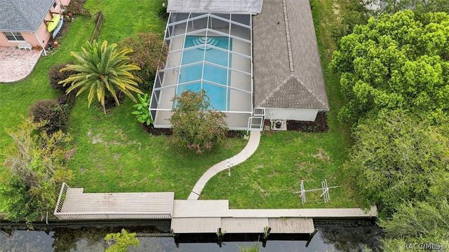 1025 SE 5th Avenue, Crystal River, FL 34429