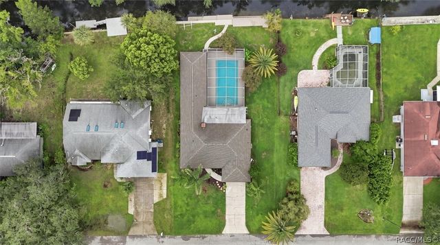 1025 SE 5th Avenue, Crystal River, FL 34429