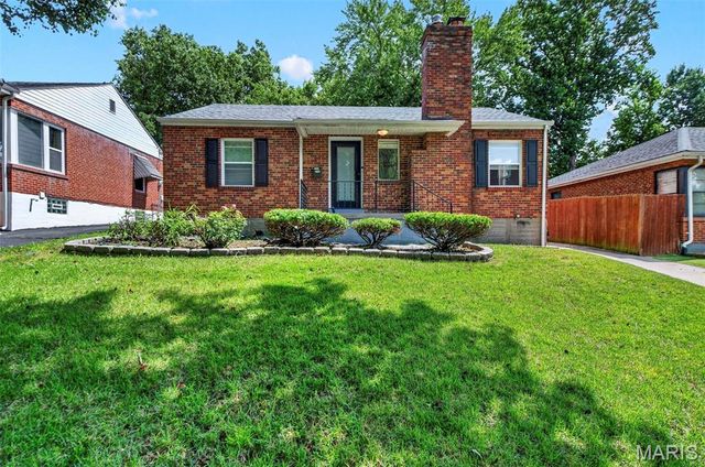 7541 Norwalk Lane, St Louis, MO 63121