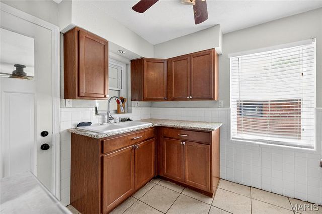 7541 Norwalk Lane, St Louis, MO 63121