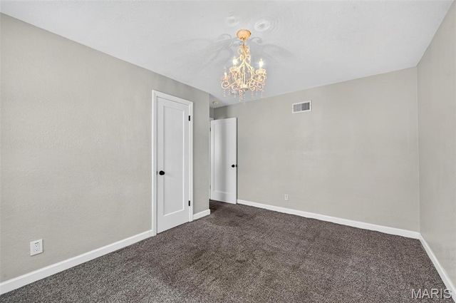 7541 Norwalk Lane, St Louis, MO 63121