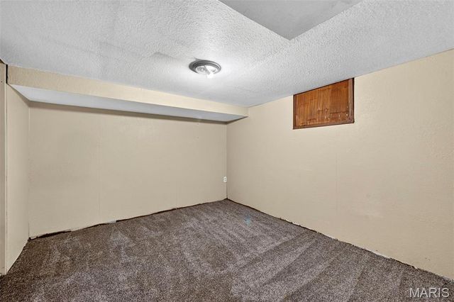 7541 Norwalk Lane, St Louis, MO 63121