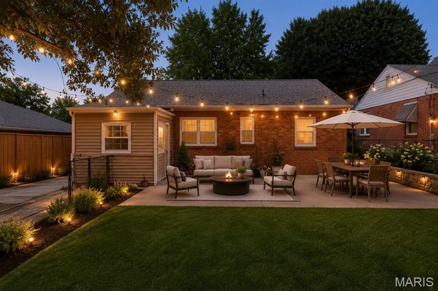 7541 Norwalk Lane, St Louis, MO 63121