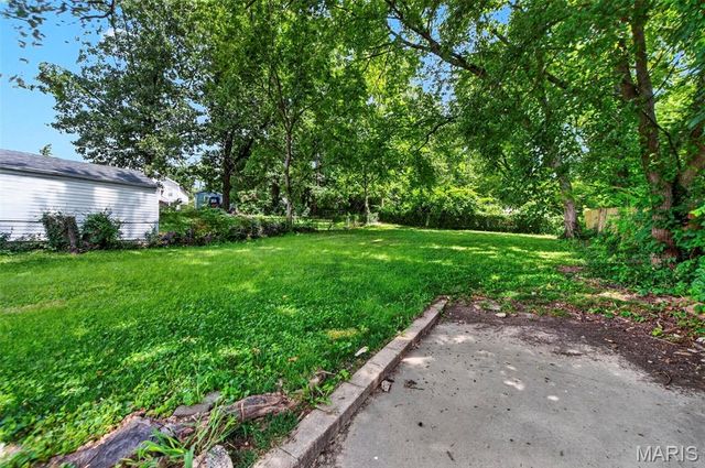 7541 Norwalk Lane, St Louis, MO 63121