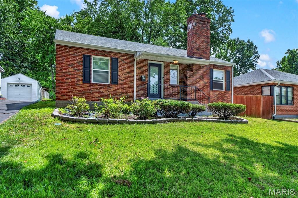 7541 Norwalk Lane, St Louis, MO 63121