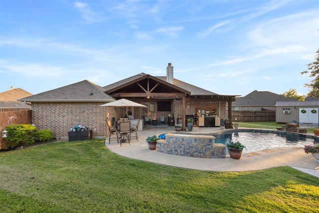5200 Medallion Court, Midlothian, TX 76065
