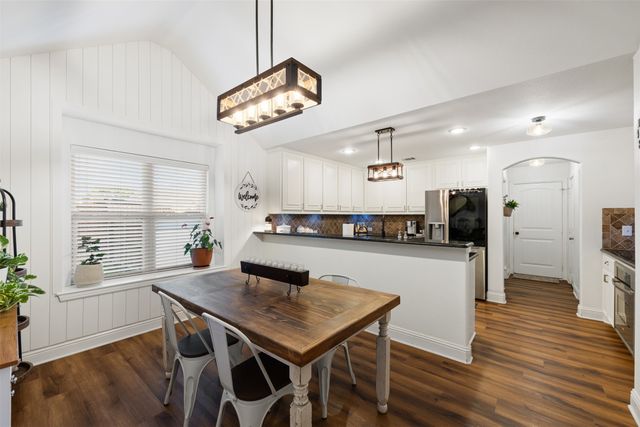 5200 Medallion Court, Midlothian, TX 76065
