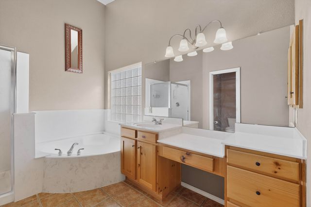 2275 Longhorn Street SW, Los Lunas, NM 87031