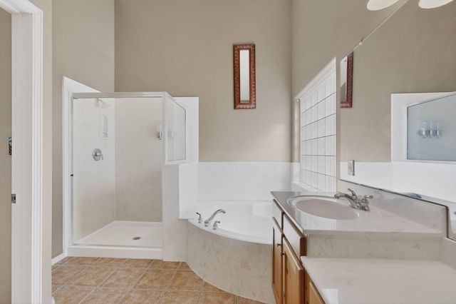 2275 Longhorn Street SW, Los Lunas, NM 87031