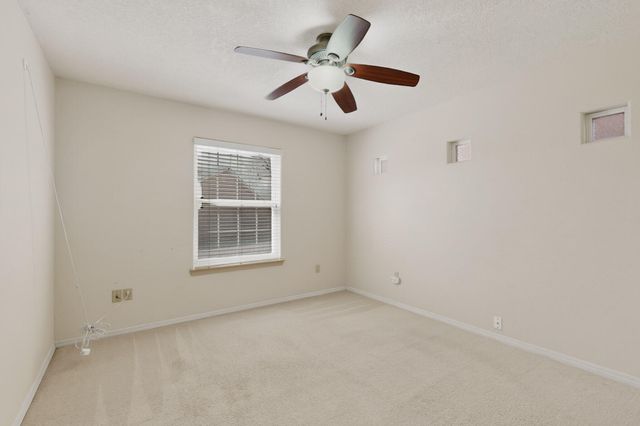 2275 Longhorn Street SW, Los Lunas, NM 87031