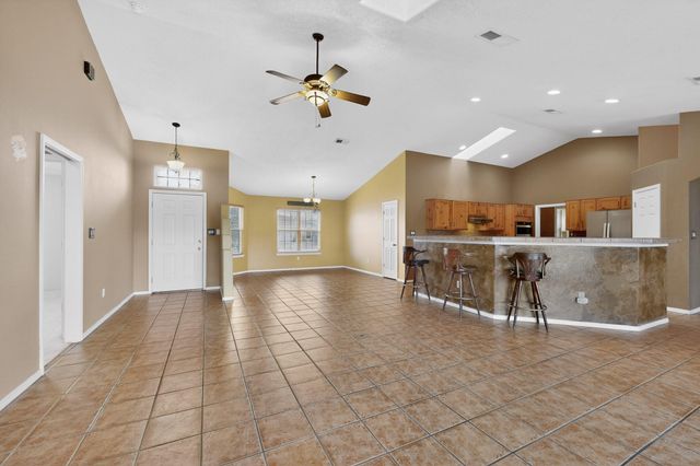 2275 Longhorn Street SW, Los Lunas, NM 87031