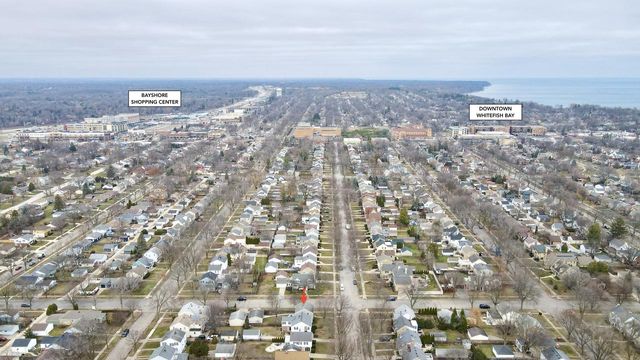 5281 N Kent AVENUE, Whitefish Bay, WI 53217