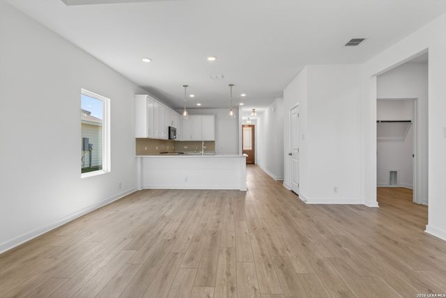 12811 Lower Peach Way, Schertz, TX 78154