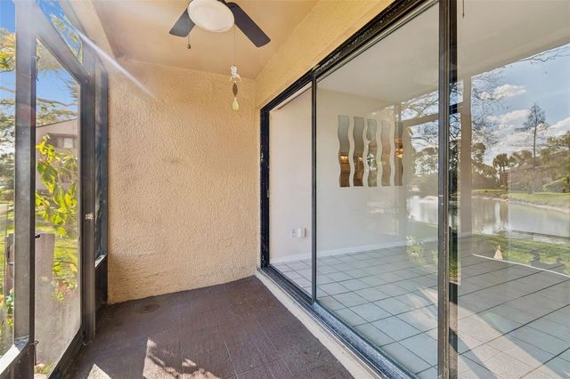 850 VILLAGE LAKE TER N 106, St Petersburg, FL 33716