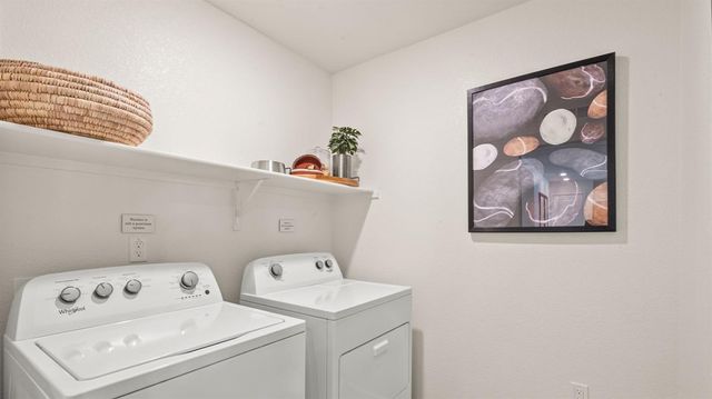 1656 Piner Ct, Yuba City, CA 95993