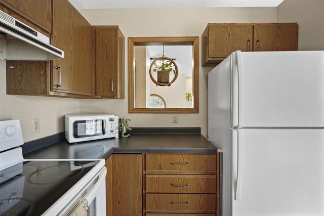 1313 Carpenter Street, Madison, WI 53704