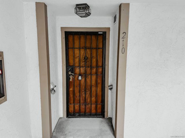 3098 Rue Dorleans 210, San Diego, CA 92110