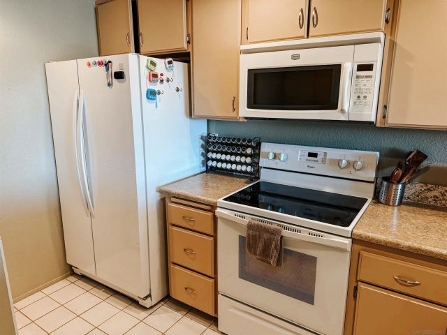 3098 Rue Dorleans 210, San Diego, CA 92110