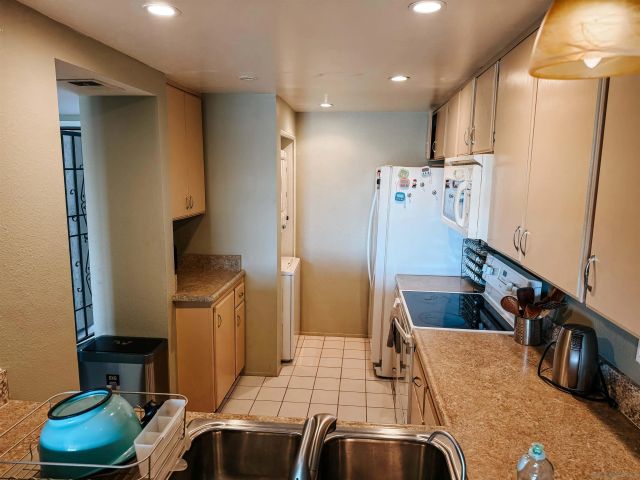 3098 Rue Dorleans 210, San Diego, CA 92110