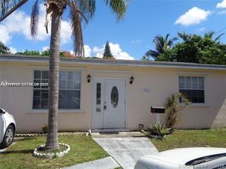 1925 Thomas St 1925, Hollywood, FL 33020
