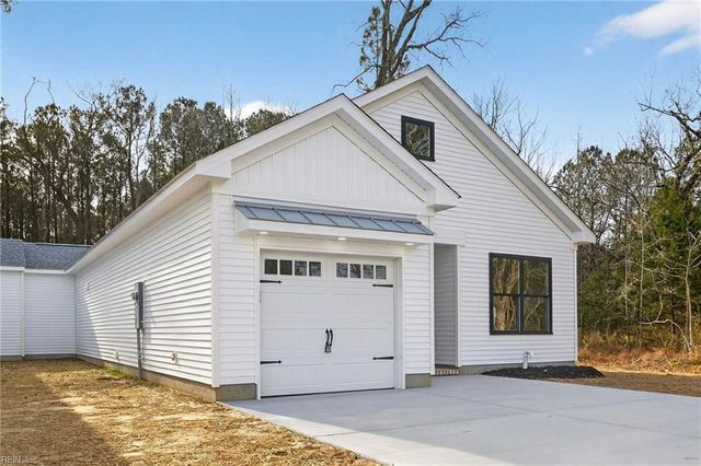 10174 Bank ST, Windsor, VA 23487