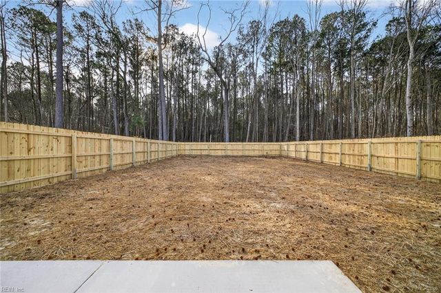 10174 Bank ST, Windsor, VA 23487