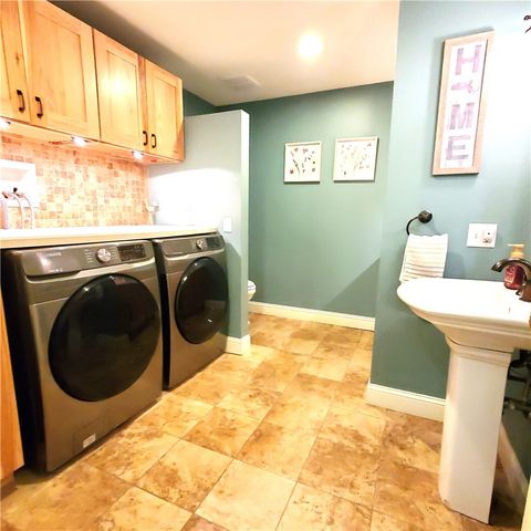 12 Ayoho Road, Coventry, RI 02816