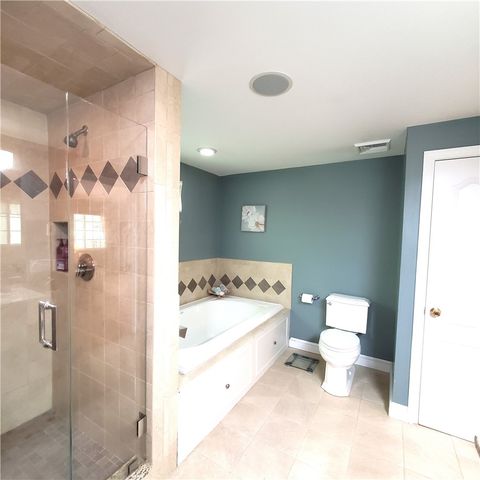 12 Ayoho Road, Coventry, RI 02816