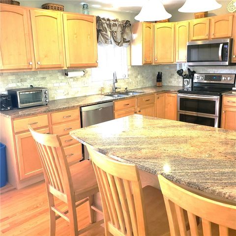 12 Ayoho Road, Coventry, RI 02816